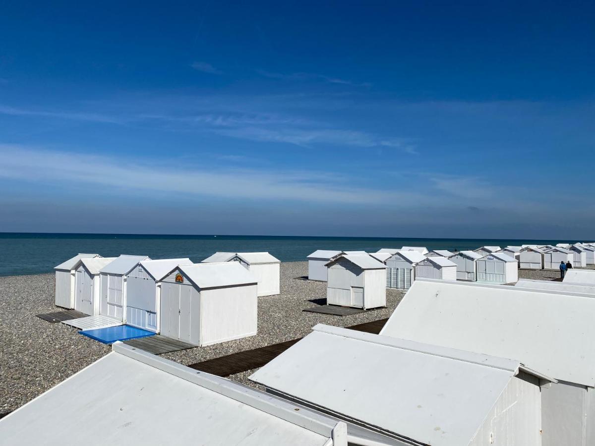 Villa Les Fleurs Appartement En Front De Mer แม-เล-แบ็ง ภายนอก รูปภาพ
